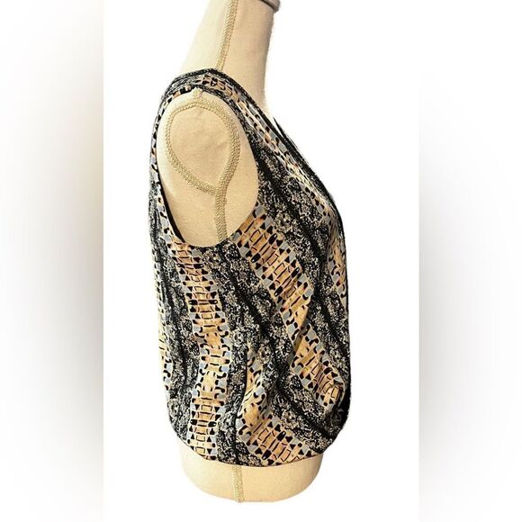 Marie Oliver Silk Sleeveless Blouse Size XS faux wrap snake print - Picture 3 of 7